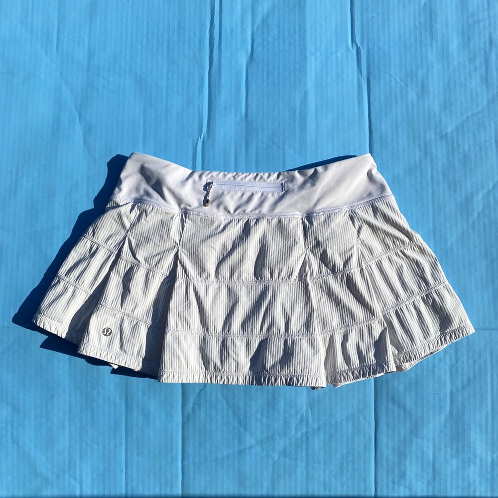 Lululemon White Textured Pace Rival Skort Size 8
